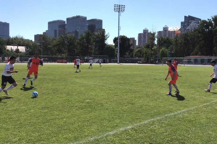 華騰出征第二屆“中關(guān)村杯”海淀區(qū)職工足球超級聯(lián)賽(圖8)